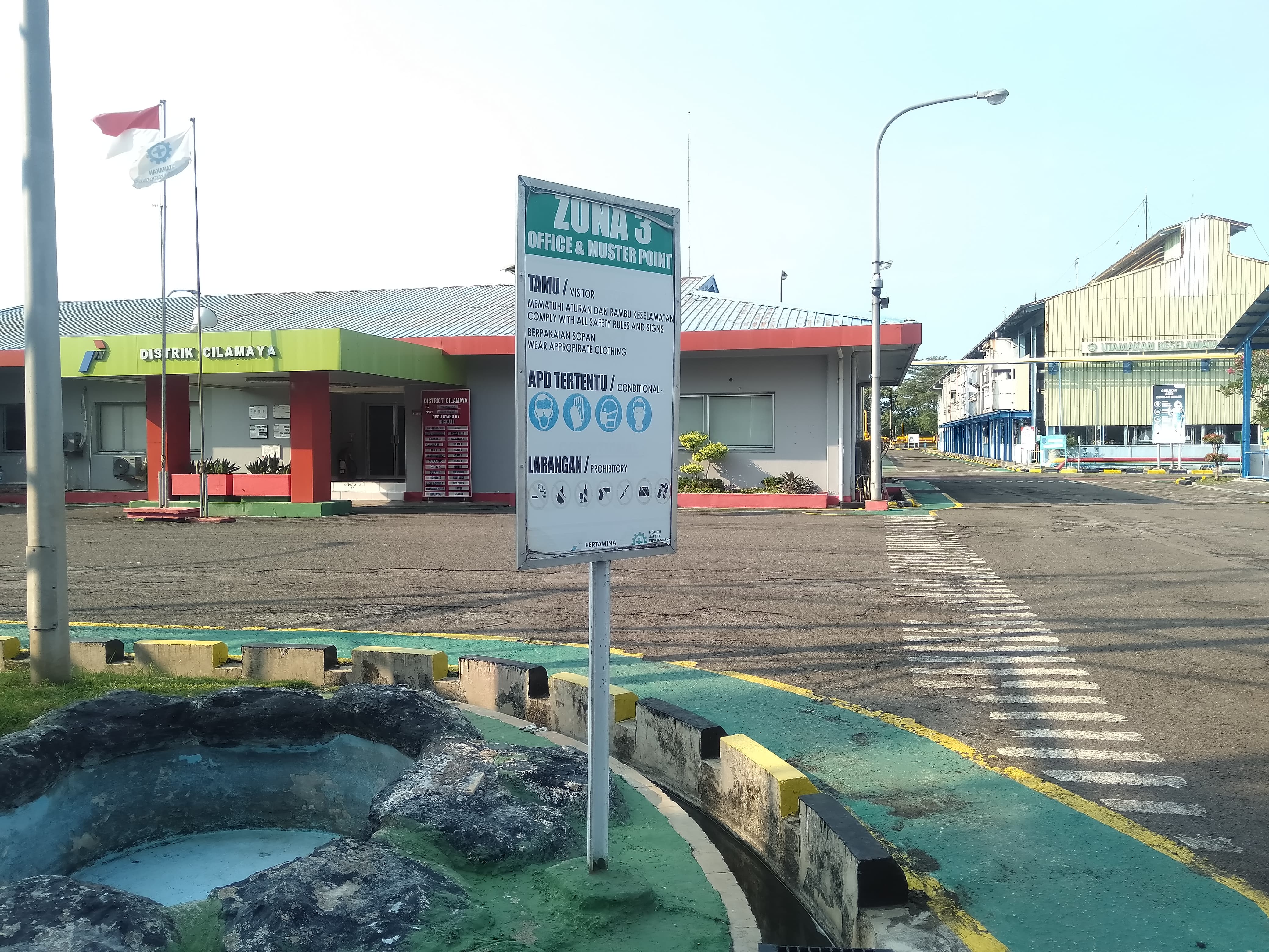 Coating Pipa dan Struktur Generator House